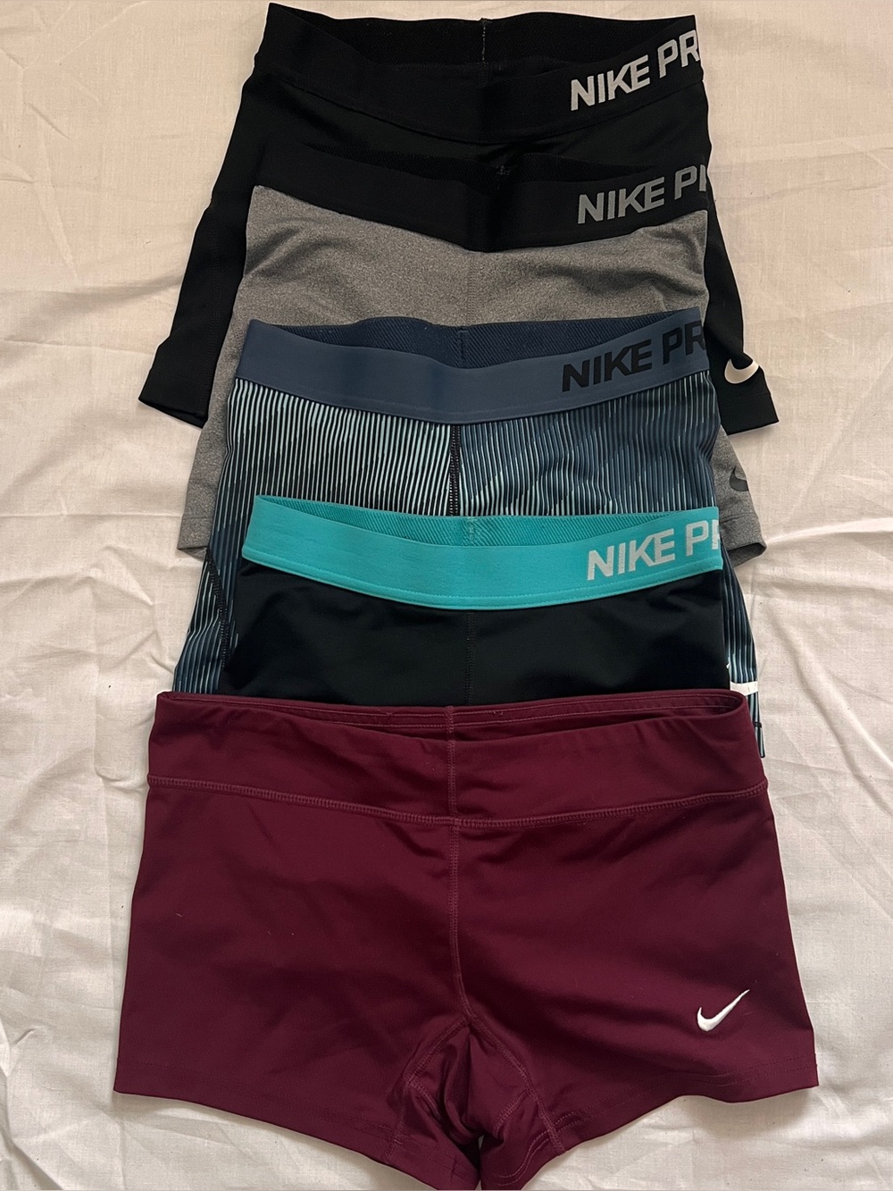 5 Nike Women’s Athletic Bike Shorts - 1 Dri-Fit & 4 Nike Pros size S